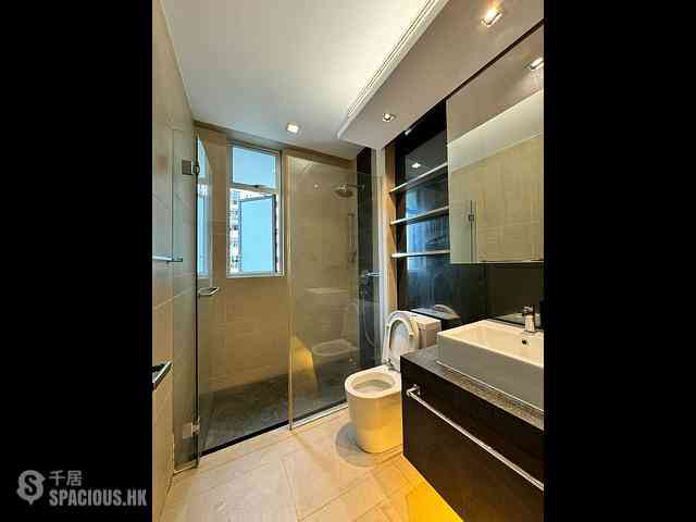 Wan Chai - J Residence 09
