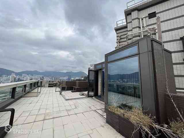 West Kowloon - The Harbourside 01