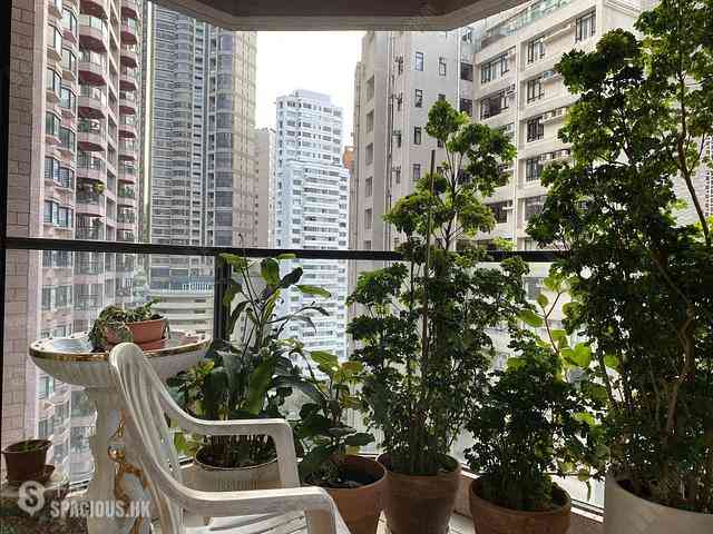 Mid Levels Central - Estoril Court 03