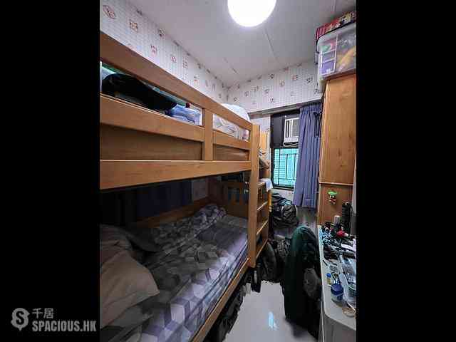 Shek Tong Tsui - Cheong Wan Mansion 04