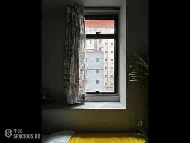 Wan Chai - Bowrington Building 06