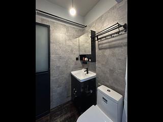 Wan Chai - Bowrington Building 07
