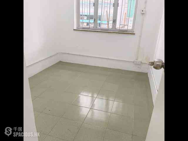 Quarry Bay - Ritz Garden Apartments 05