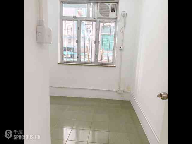 Quarry Bay - Ritz Garden Apartments 06
