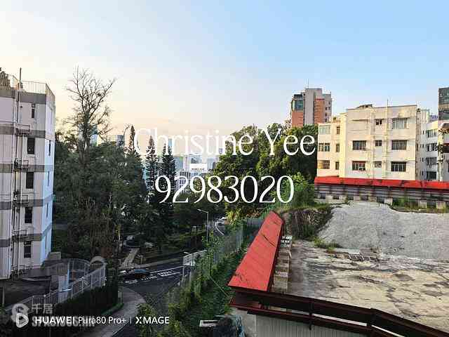 Tai Hang - Alpha Court 01