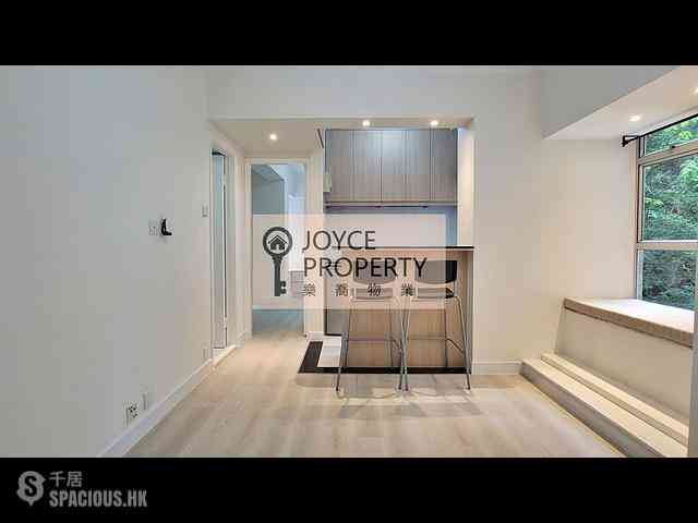 Wan Chai - Manrich Court 01