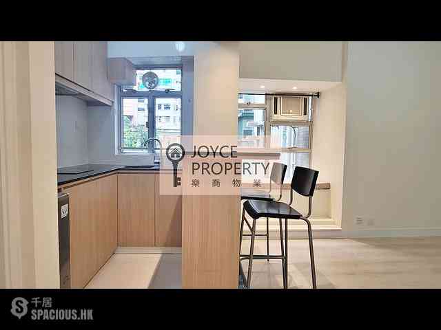 Wan Chai - Manrich Court 02