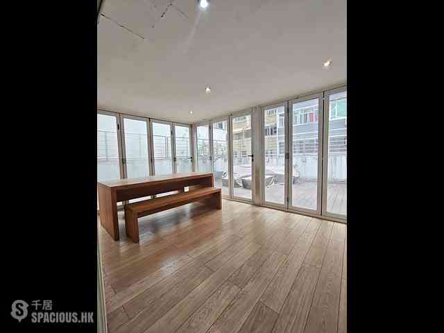 Shek Tong Tsui - Tuck Ga Building 01