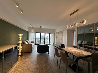 Mid Levels West - Realty Gardens 02