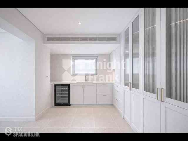 Chung Hom Kok - 8-14, Cape Road 15