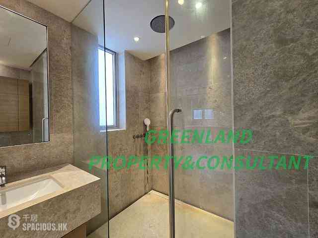 Wan Chai - 5, Star Street 01
