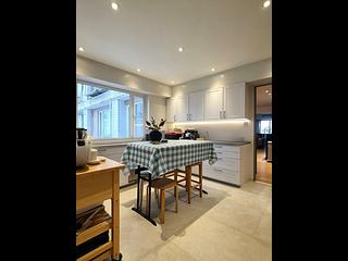 Stubbs Road - Villa Monte Rosa 04