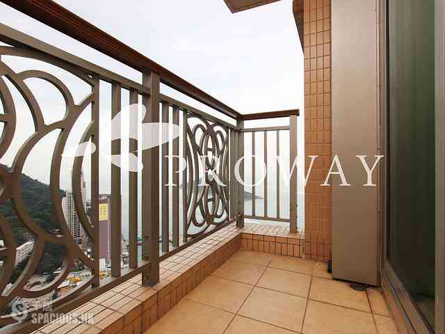 Kennedy Town - The Merton 02