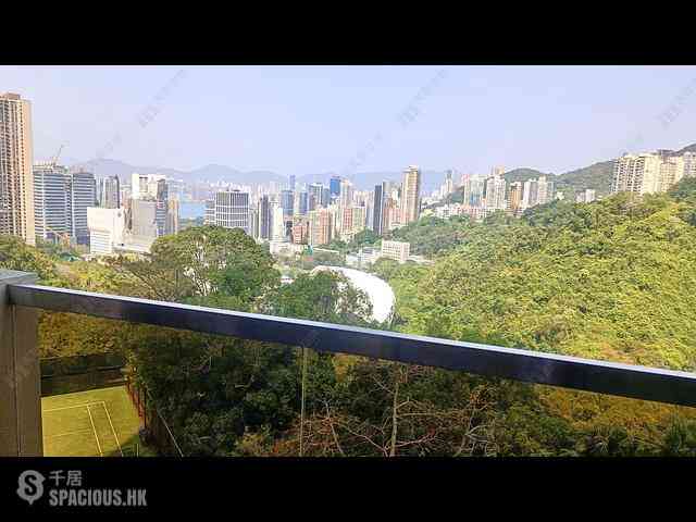 Happy Valley - Broadwood Park 04