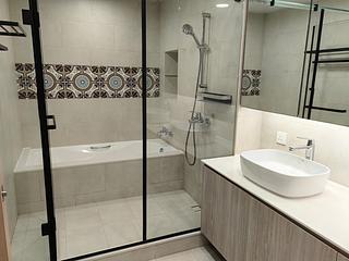 Mid Levels Central - Clovelly Court Block 1 10