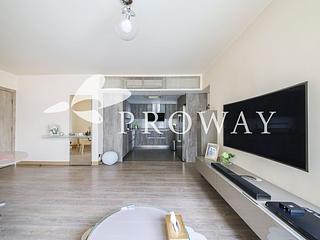Mid Levels West - 80 Robinson Road 04