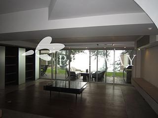 Clear Water Bay - Royal Castle 03