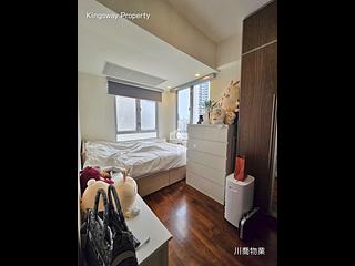Mid Levels Central - Rich Court 03