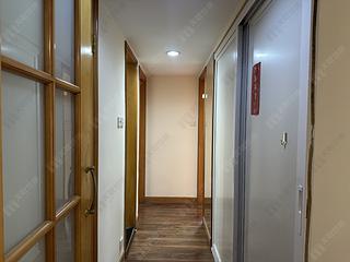 Mid Levels Central - Robinson Heights Block 1 02