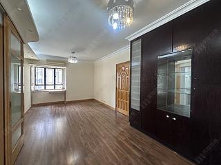 Mid Levels Central - Robinson Heights Block 1 04