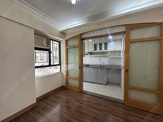 Mid Levels Central - Robinson Heights Block 1 06