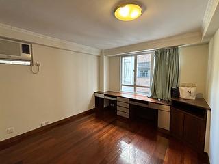 Wan Chai - Phoenix Court 09