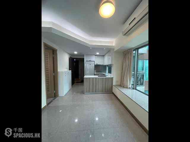 Causeway Bay - Diva 02