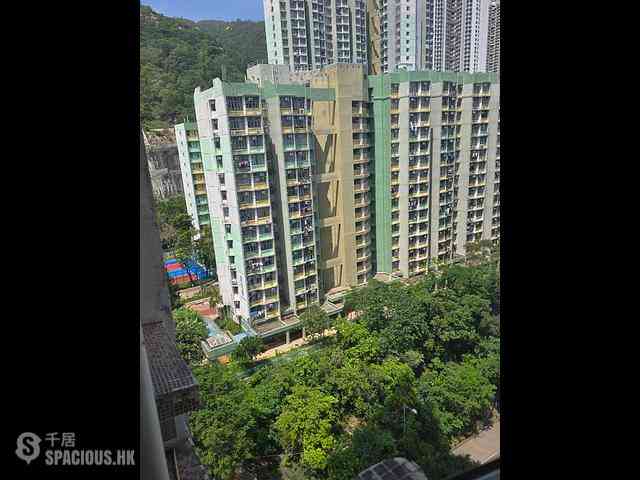 Shau Kei Wan - Tung Shing Court 05
