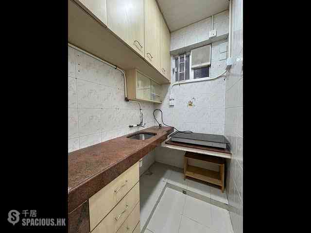 Shau Kei Wan - Tuck Wun Mansion 06