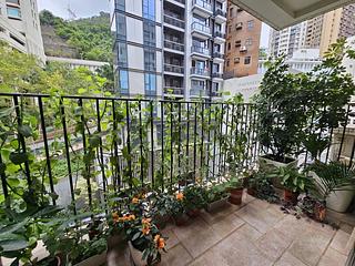 Wan Chai - Phoenix Court Block 2 02