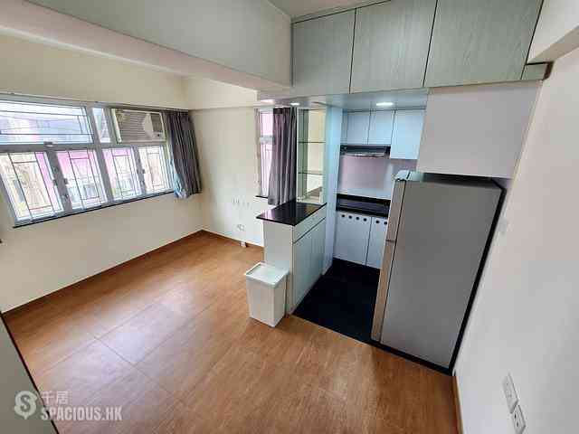 Mong Kok - Cheong Wang Mansion 01