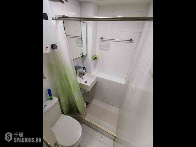 Sai Ying Pun - 114-116, First Street 02