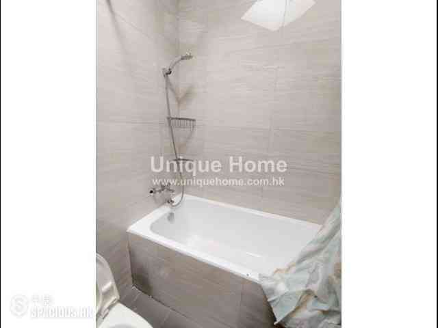 Chung Hom Kok - 30, Cape Road 12