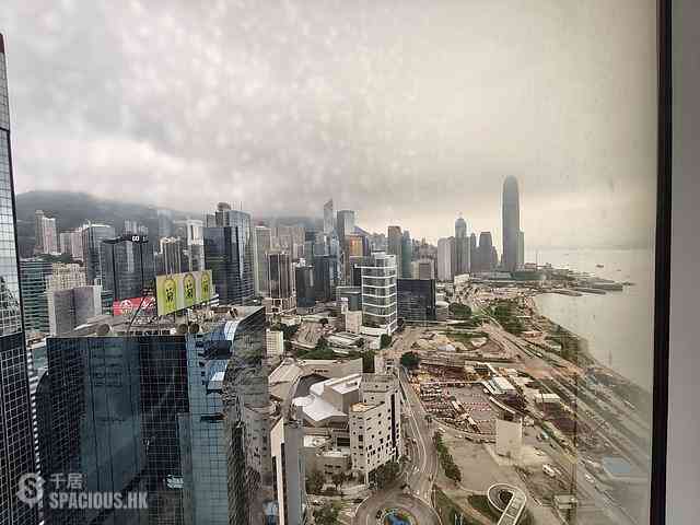 Wan Chai - Convention Plaza Apartments 07
