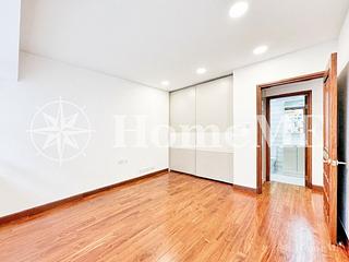 Braemar Hill - Sky Scraper 16