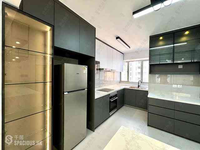 Mid Levels Central - Tregunter Block 2 06