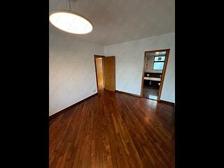 Mid Levels West - 80 Robinson Road 21