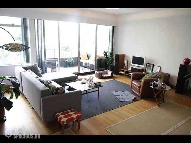 Mid Levels Central - Brewin Court 04