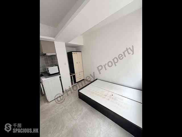Quarry Bay - Lai Wah Mansion 07