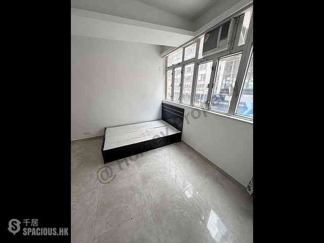 Quarry Bay - Lai Wah Mansion 05