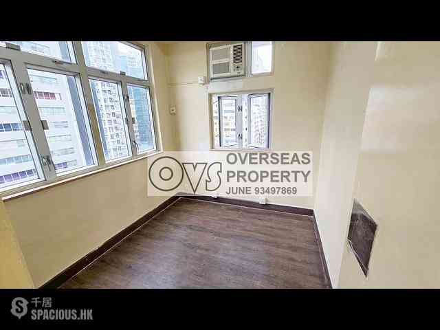 Wan Chai - Chiu Hin Mansion 10