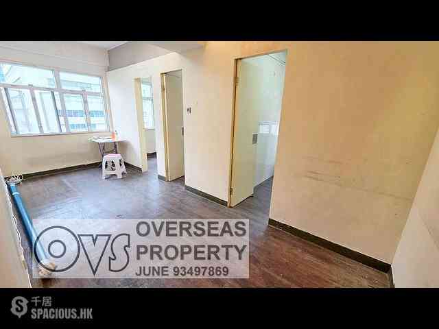 Wan Chai - Chiu Hin Mansion 01