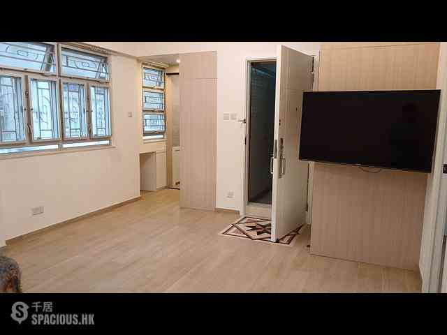 Sheung Wan - Kiu Fat Building Rear Block (Block A) 03
