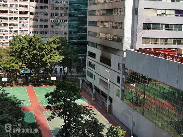 Wan Chai - The Avenue 06