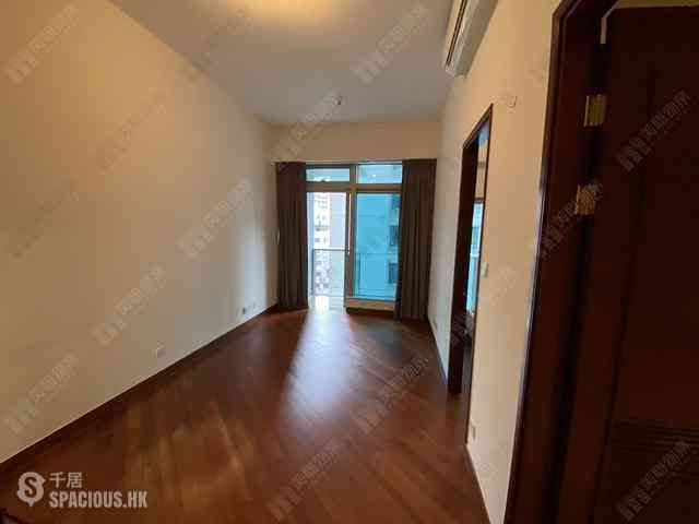 Wan Chai - The Avenue Phase 2 Block 2 01