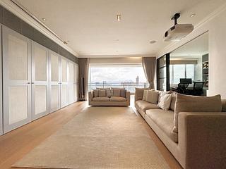 Stubbs Road - Evergreen Villa 10
