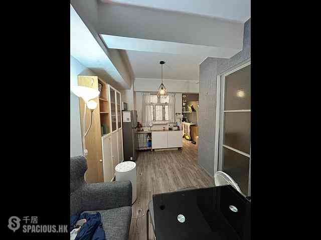 Sheung Wan - Kam Fai House 03