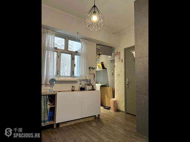 Sheung Wan - Kam Fai House 08