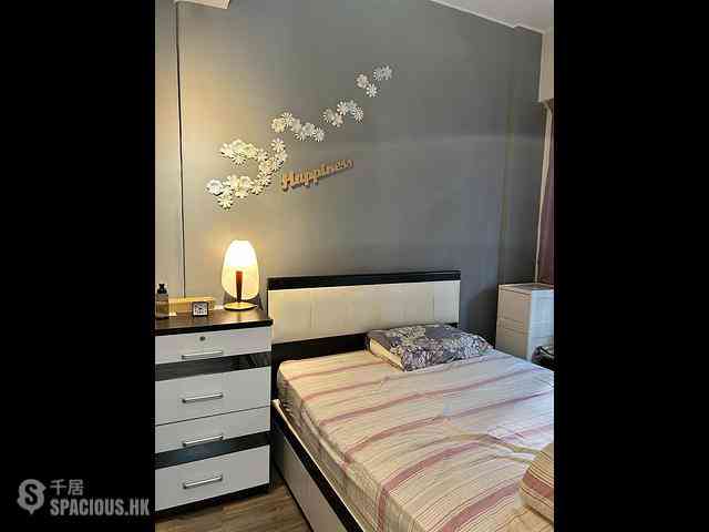 Sheung Wan - Kam Fai House 11