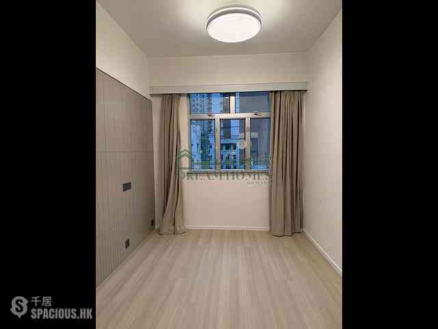 Soho - Sunrise House 10